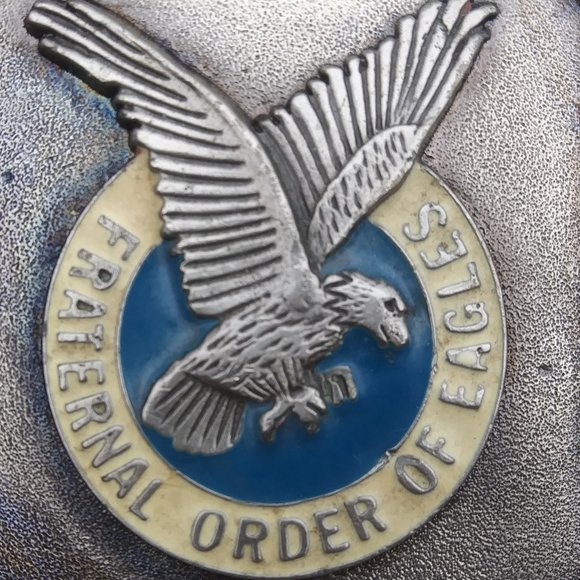 Fraternal Order Of Eagles belt buckle flaws - Picture 10 of 12